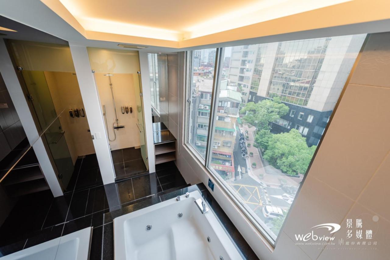 玩行旅台北館 Hotel ไทเป ภายนอก รูปภาพ